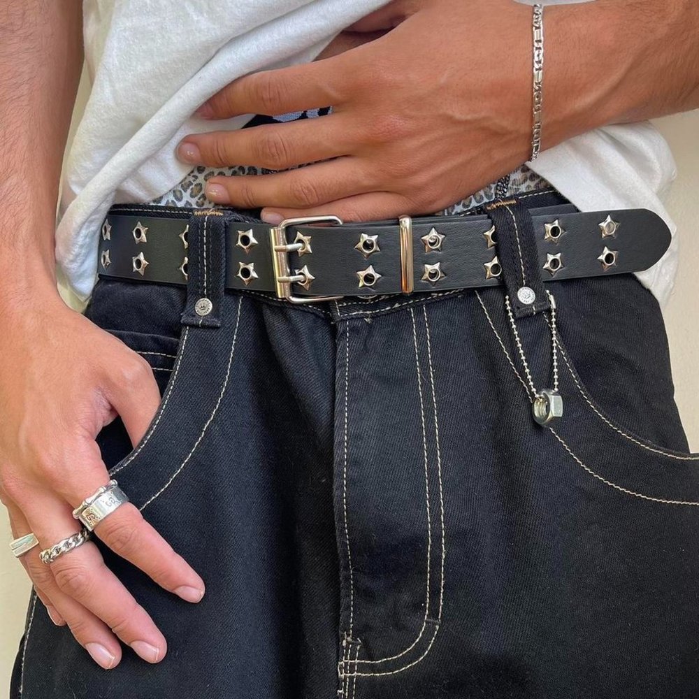 y2k 2000s vintage style star studded goth emo black and silver belt
